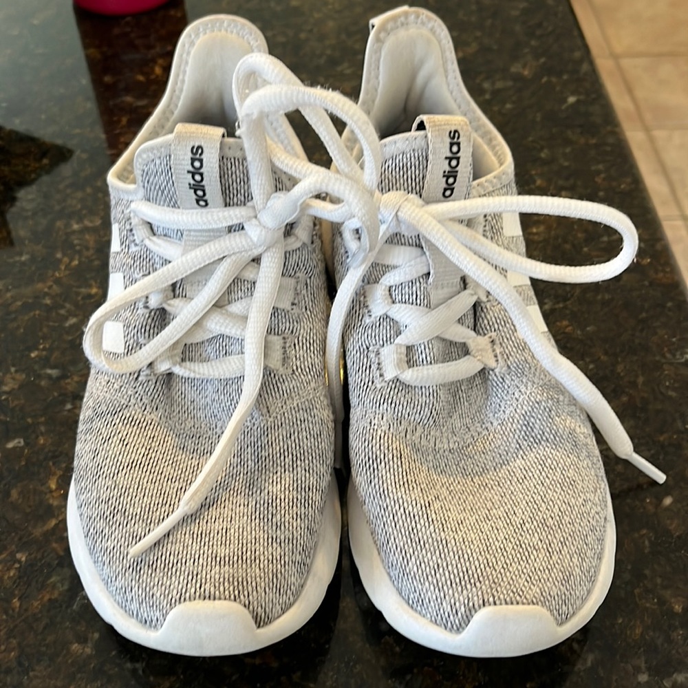 Womens Adidas Cloudfoam Sneakers - Size 6